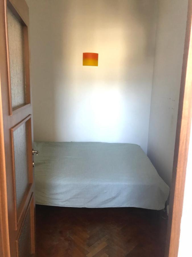 Lovely 1 Bedroom Apartment Close To Old Town Букурещ Екстериор снимка